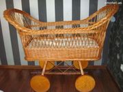 продам кроватку +матрац и белье