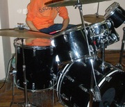 продаю ударную установку Amati